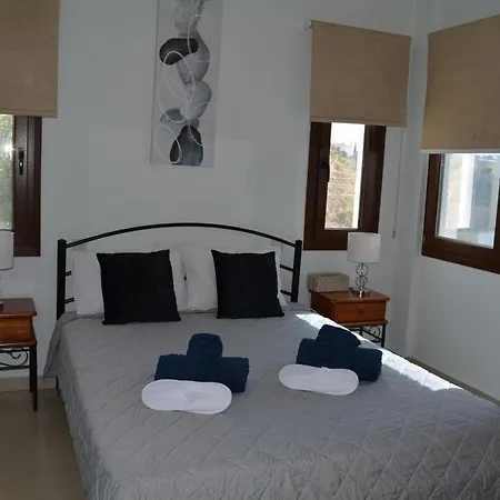 Eleona'S Royal Gardens By Yiota - Luxury 2 Bed Apartment In Exclusive Complex Peyia Exterior foto